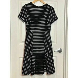 Hutch Eleanor Midi Short Sleeve Black/White Dress Size Small